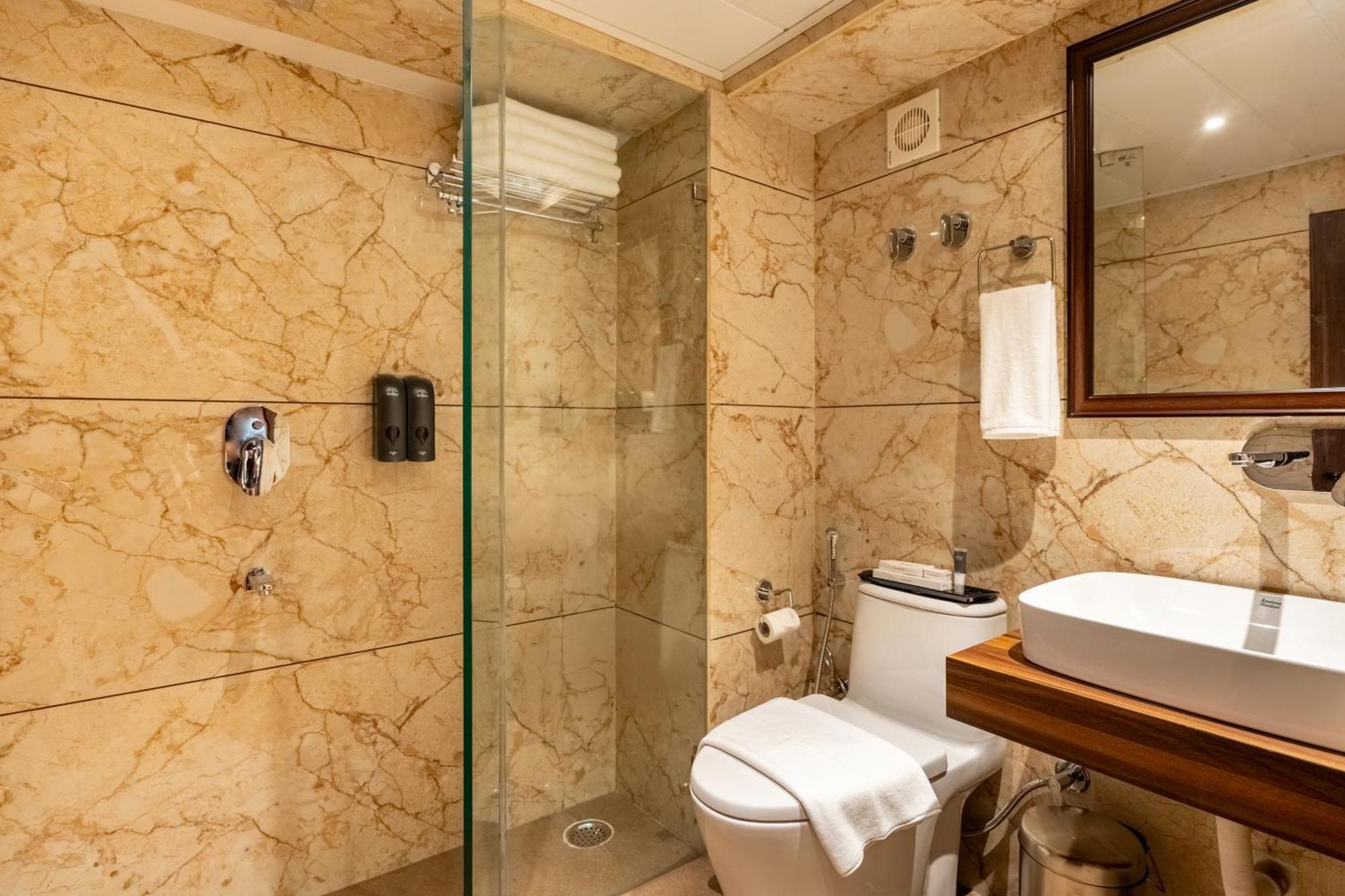 Summit Mall Stone Hotel Дарджилінг Екстер'єр фото